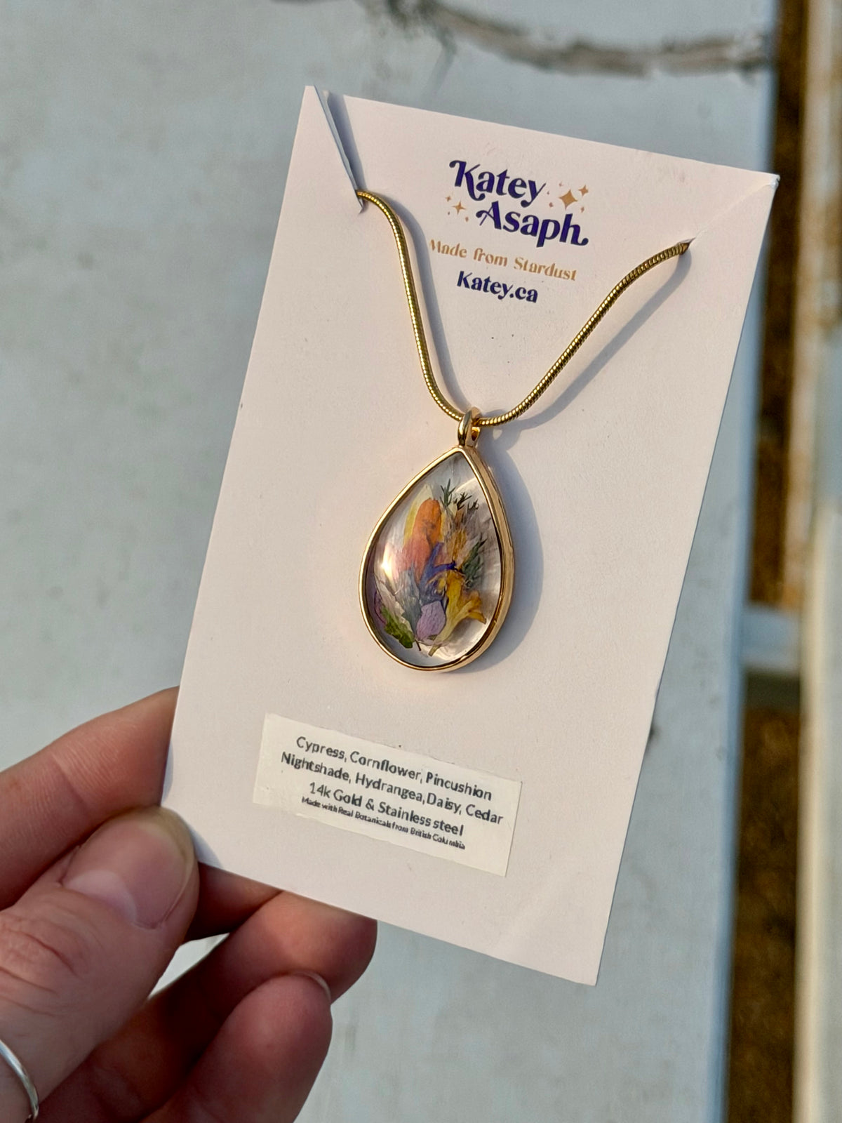 Bouquet Gold Drop Necklace
